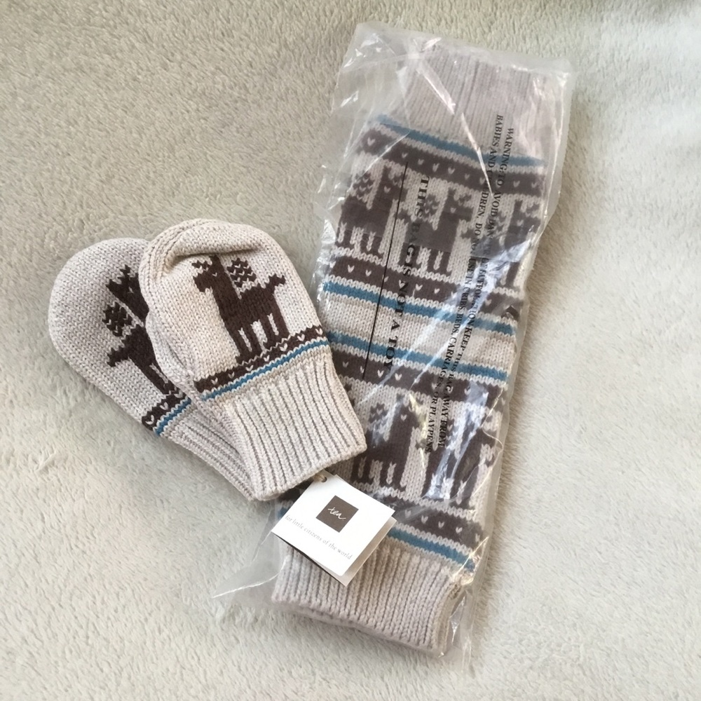 Child’s new hand woven mittens & leg warmers set